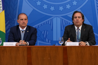Pedro Guimarães mostra como o app do Auxílio Emergencial, com 108 milhões de pedidos, transformou a rotina dos brasileiros.