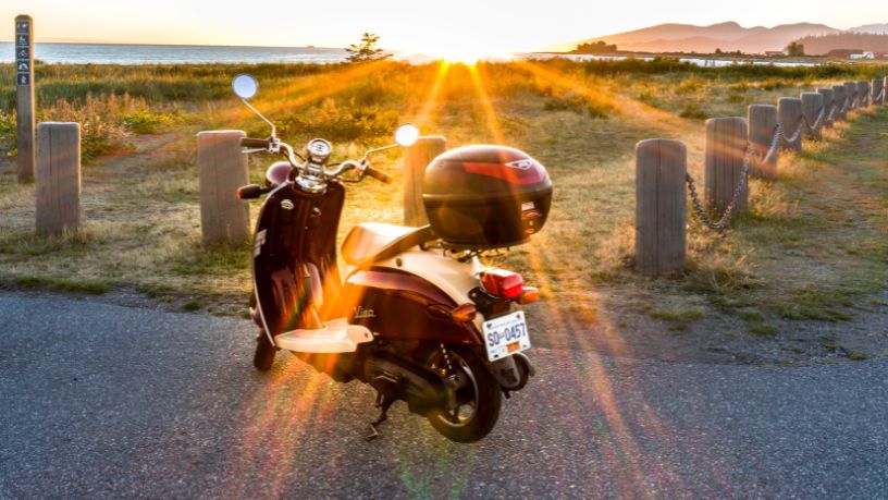 Com Teciomar Ábila, descubra como a engenharia extrema eleva o motociclismo de aventura a um novo patamar de inovação e emoção.